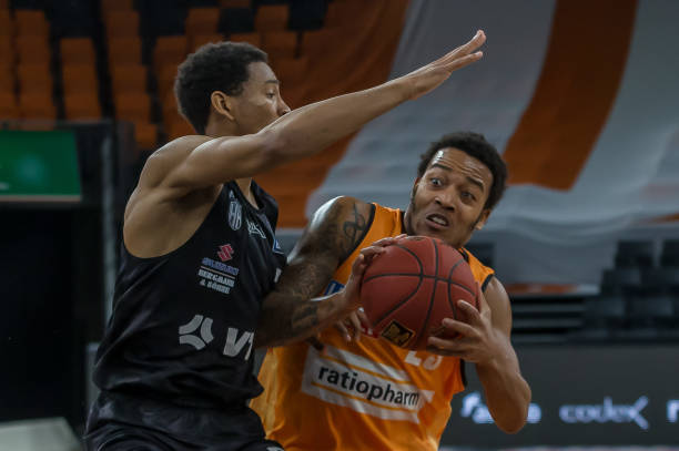 西部的竞争 西部的竞争